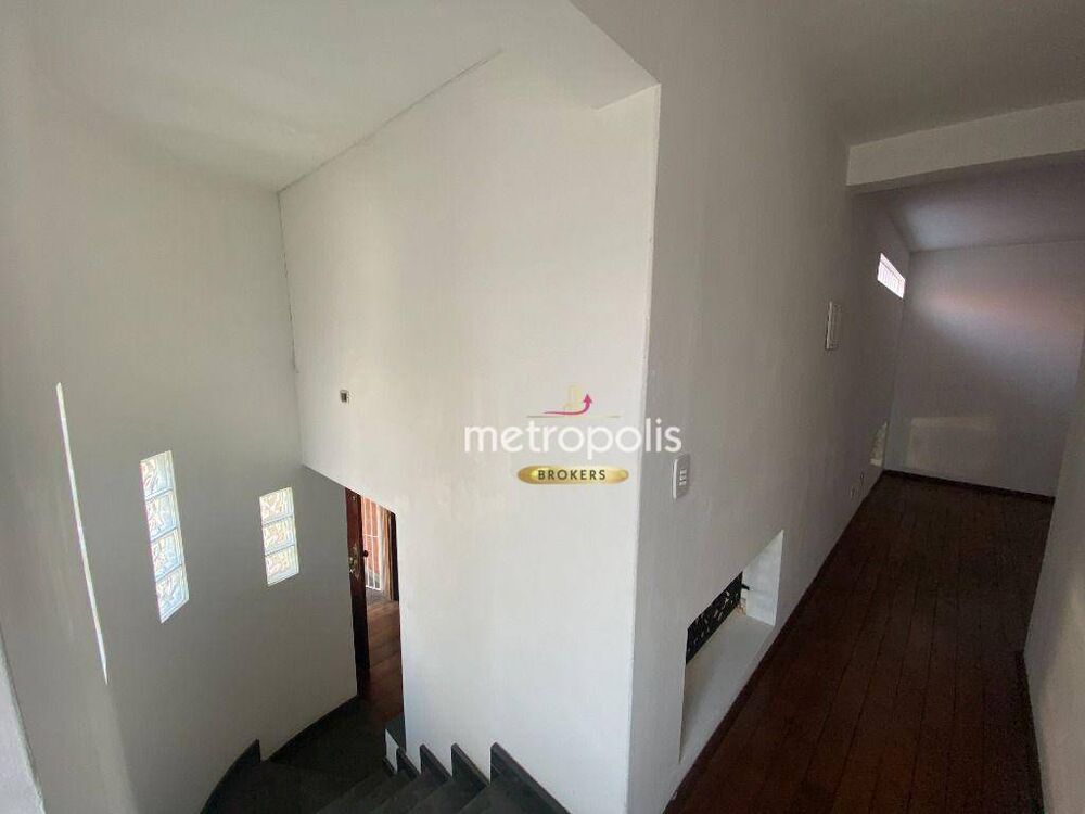 Sobrado à venda e aluguel com 4 quartos, 275m² - Foto 1