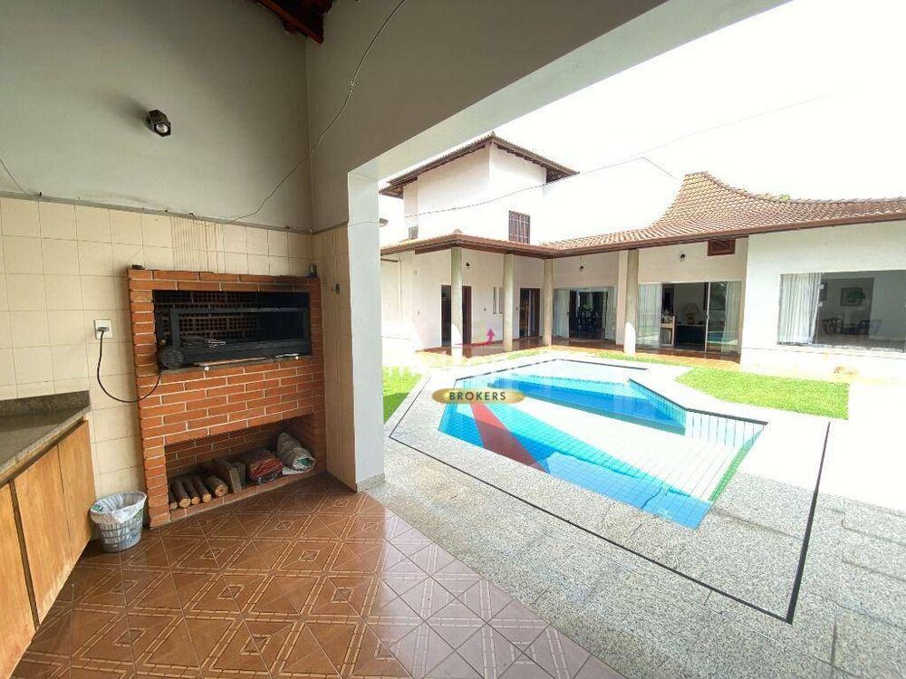 Casa, 5 quartos, 320 m² - Foto 4