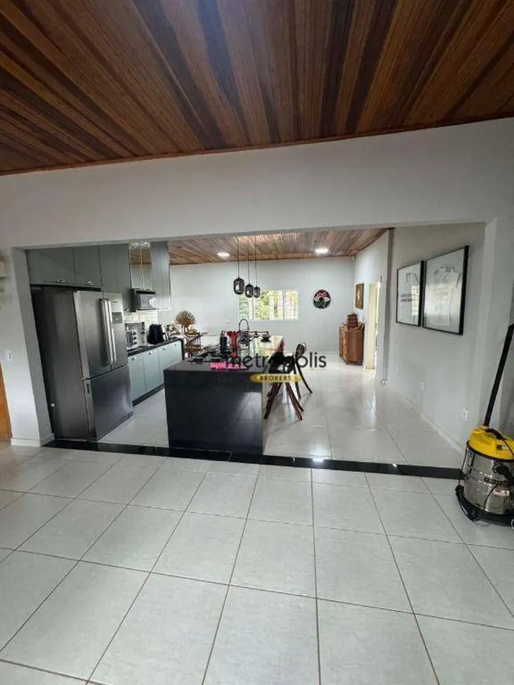 Sítio, 3 quartos, 5000 m² - Foto 2