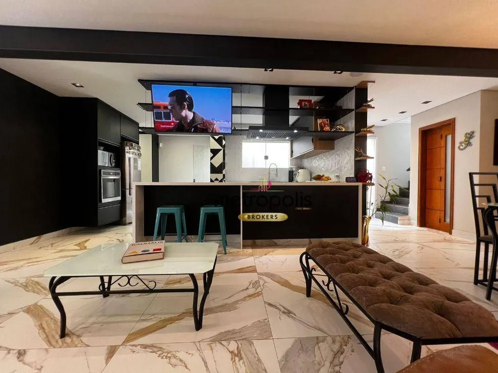 Sobrado, 3 quartos, 208 m² - Foto 2