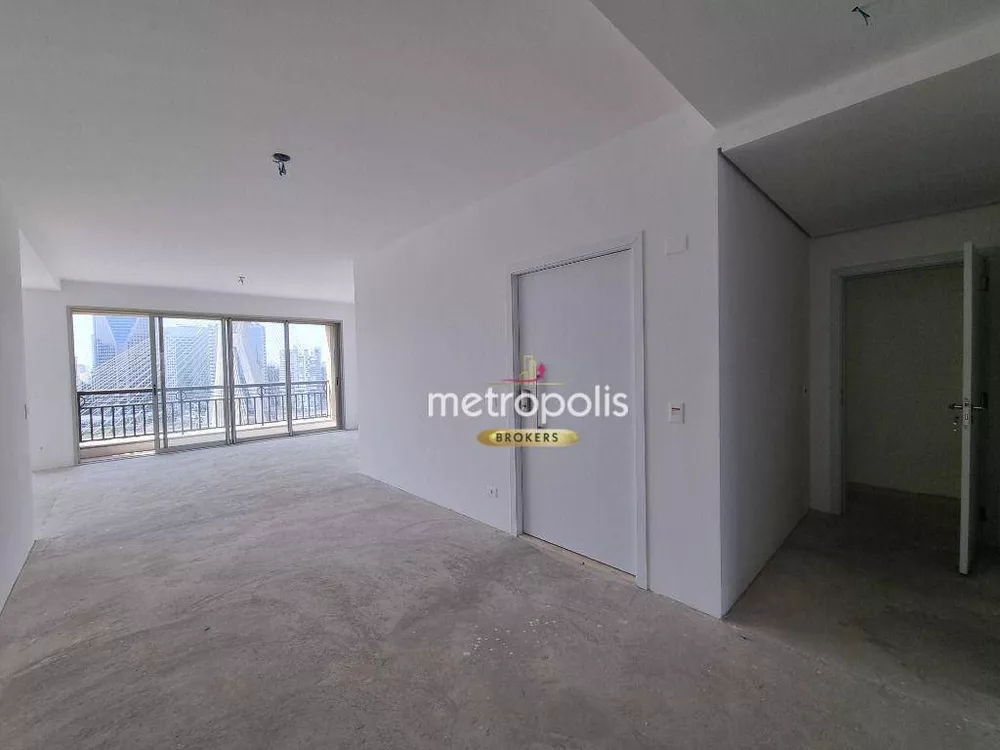 Apartamento à venda com 4 quartos, 233m² - Foto 2