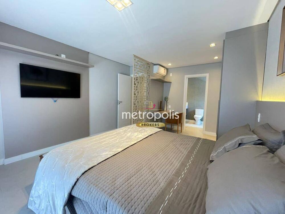 Sobrado à venda com 6 quartos, 500m² - Foto 1
