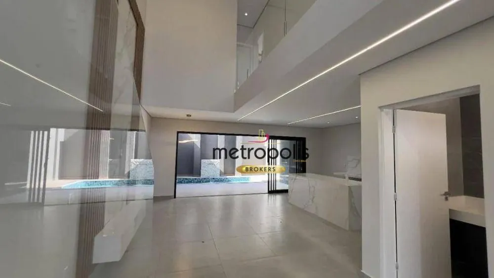 Sobrado, 3 quartos, 206 m² - Foto 1
