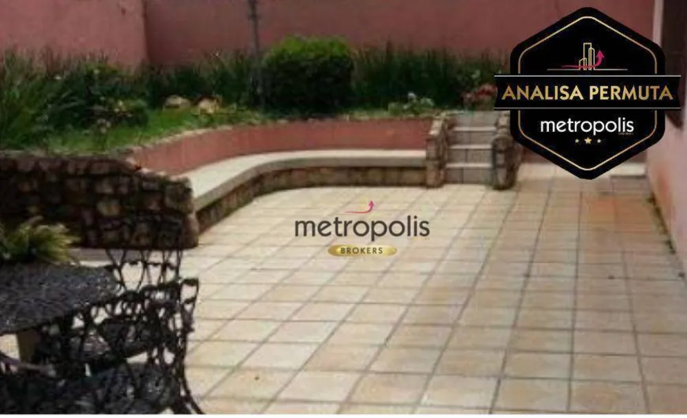 Casa, 5 quartos, 218 m² - Foto 1
