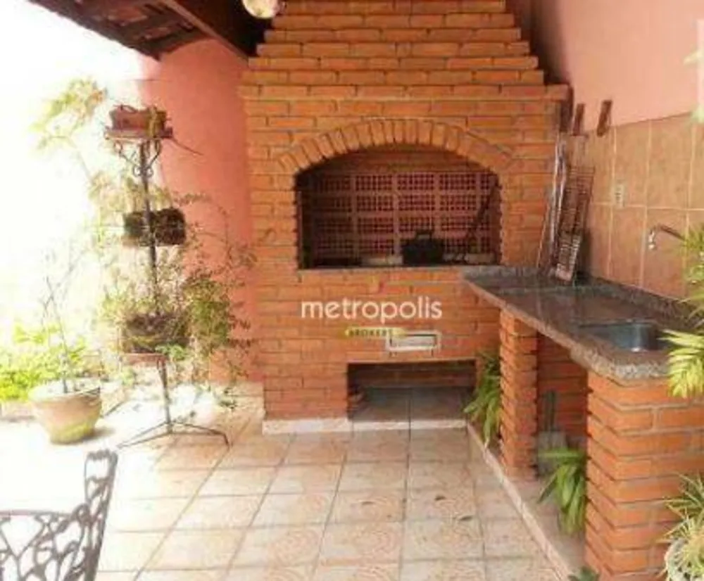 Casa, 5 quartos, 218 m² - Foto 2