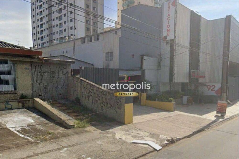 Casa à venda e aluguel com 3 quartos, 200m² - Foto 4