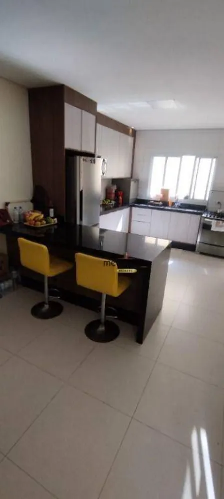 Casa, 3 quartos, 225 m² - Foto 7
