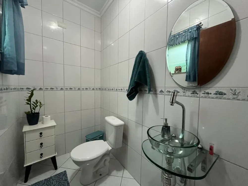 Sobrado, 3 quartos, 199 m² - Foto 1