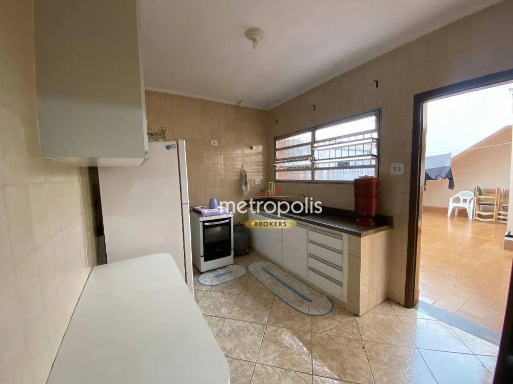 Casa, 3 quartos, 200 m² - Foto 2
