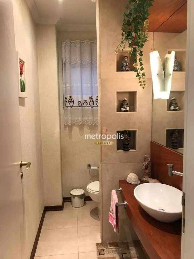 Sobrado, 3 quartos, 482 m² - Foto 1