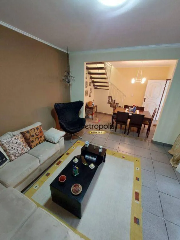 Sobrado, 3 quartos, 198 m² - Foto 2