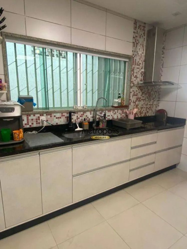 Sobrado, 3 quartos, 180 m² - Foto 2