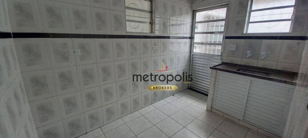 Casa à venda com 2 quartos, 60m² - Foto 3