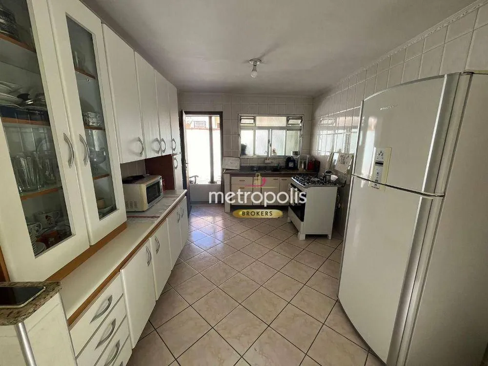 Casa, 5 quartos, 220 m² - Foto 3