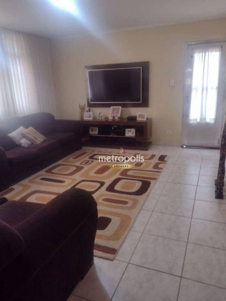 Sobrado, 3 quartos, 285 m² - Foto 1