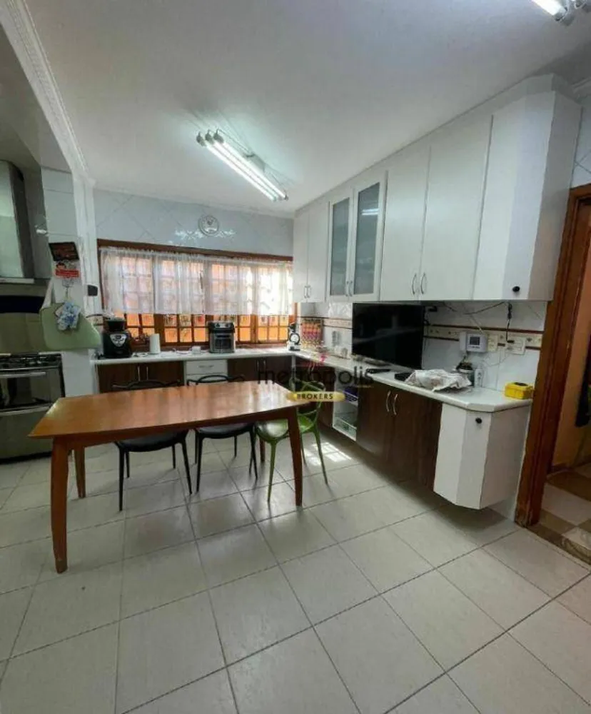Sobrado, 3 quartos, 370 m² - Foto 2