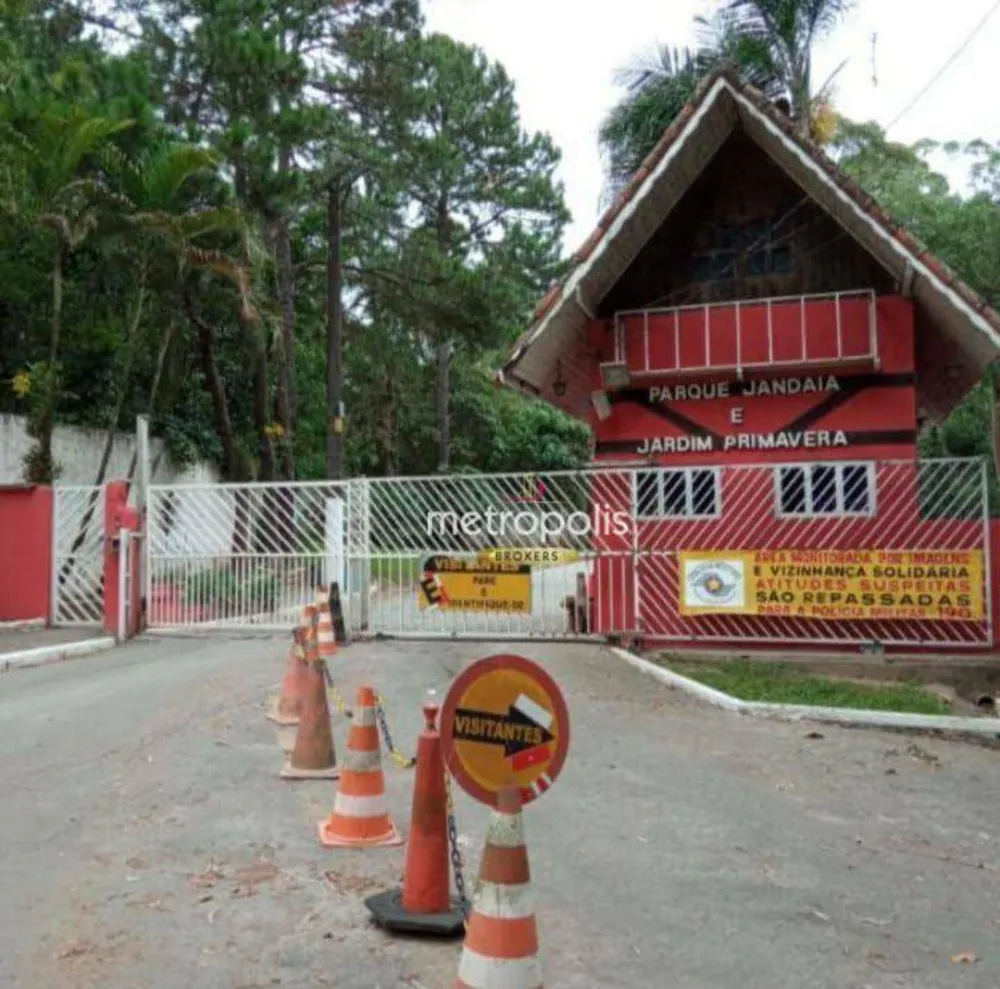 Loteamento e Condomínio, 600 m² - Foto 1