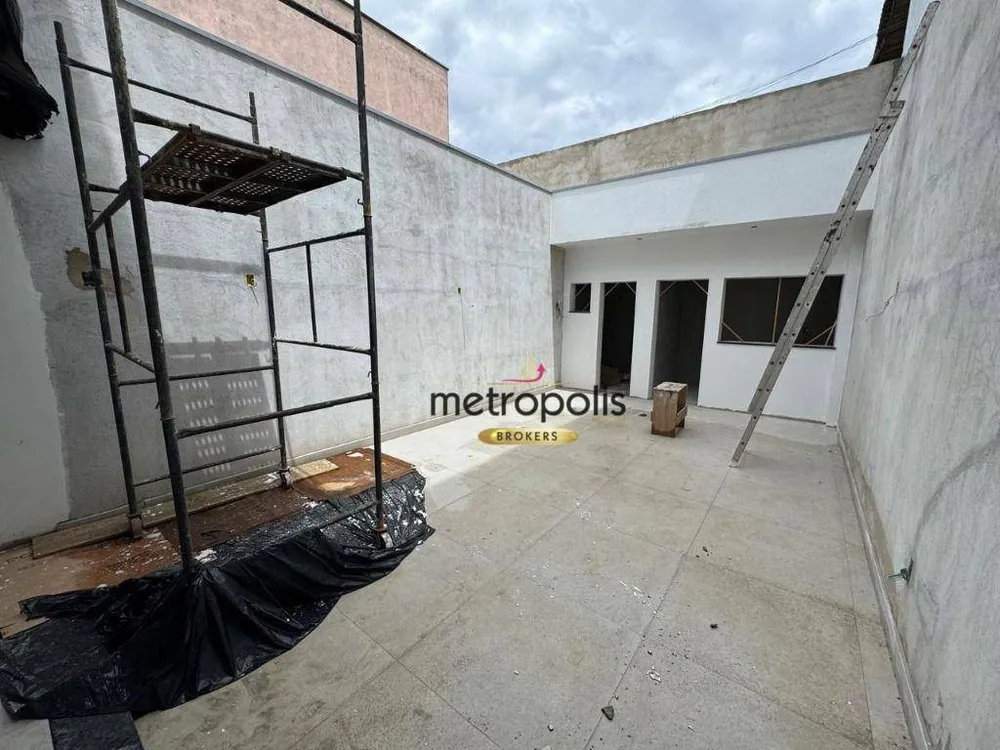 Sobrado, 3 quartos, 234 m² - Foto 4