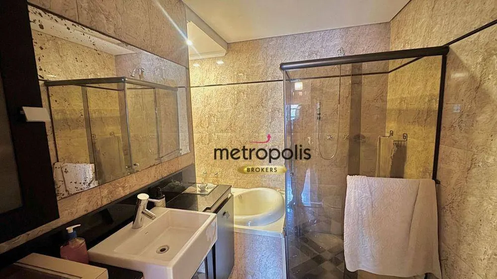 Sobrado, 3 quartos, 218 m² - Foto 3
