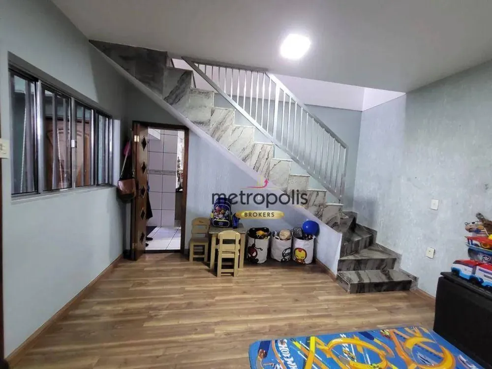 Sobrado, 3 quartos, 203 m² - Foto 2