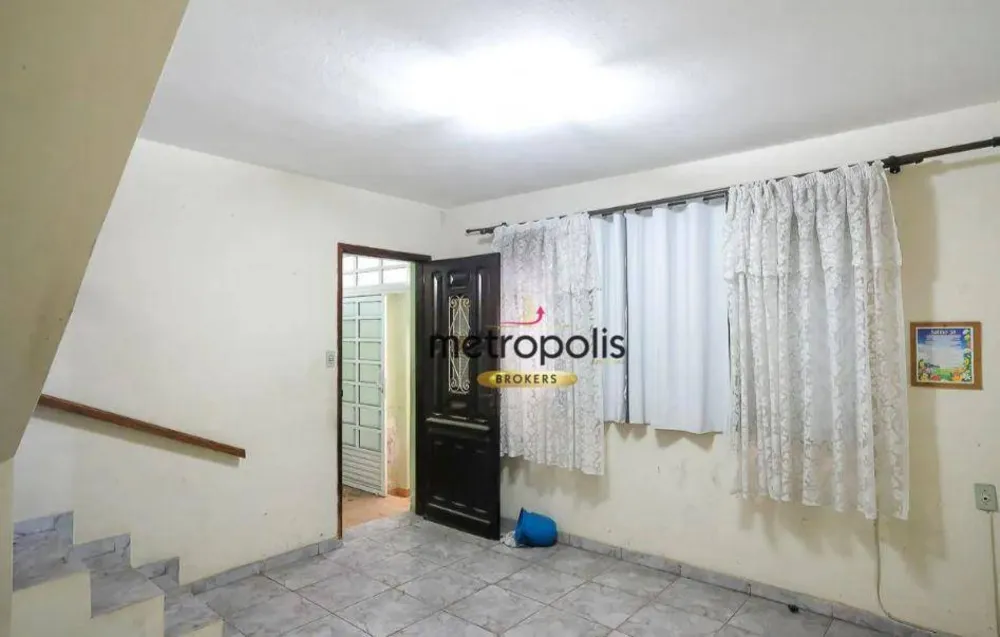 Sobrado, 3 quartos, 198 m² - Foto 1