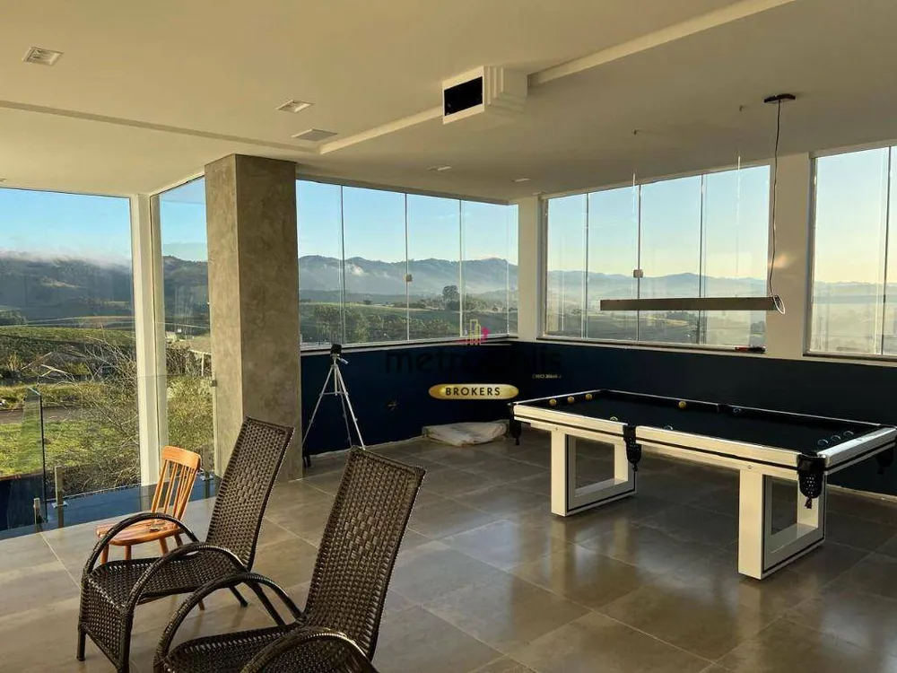 Sobrado, 5 quartos, 375 m² - Foto 2