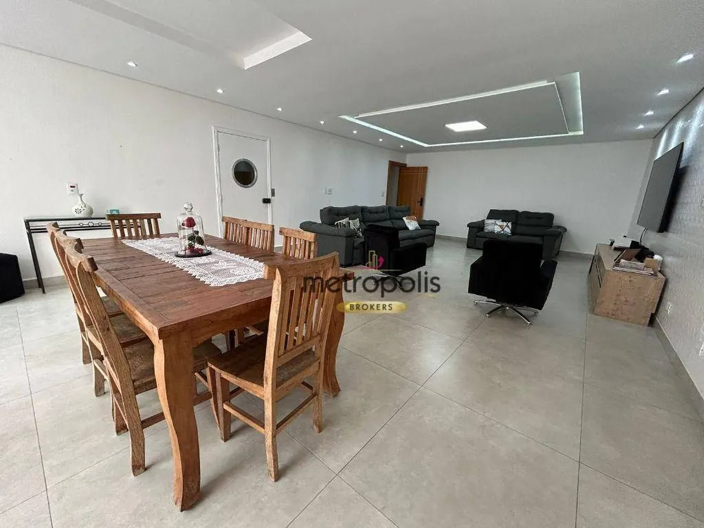 Sobrado, 3 quartos, 377 m² - Foto 2