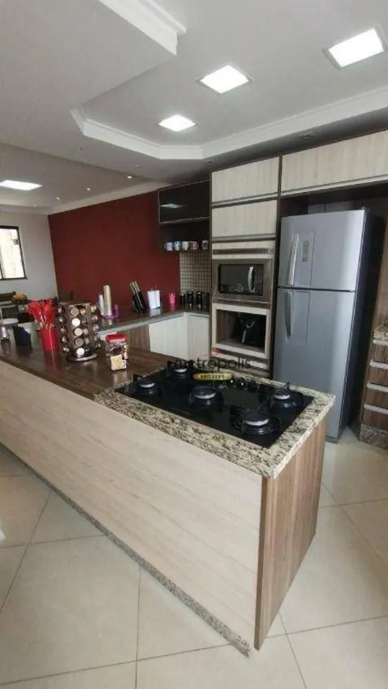 Sobrado, 3 quartos, 256 m² - Foto 3
