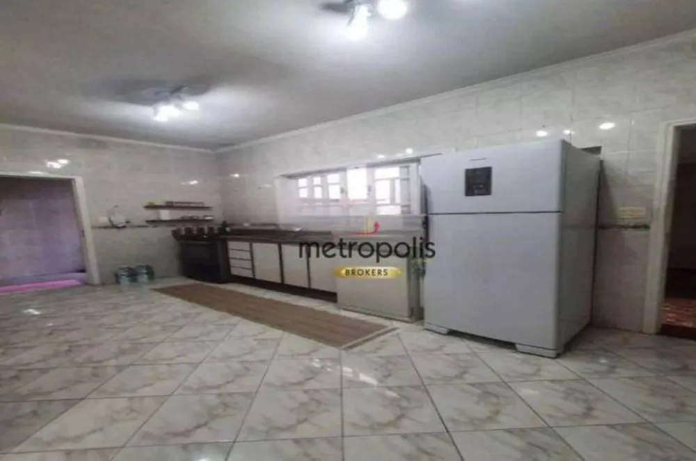 Sobrado, 3 quartos, 272 m² - Foto 1