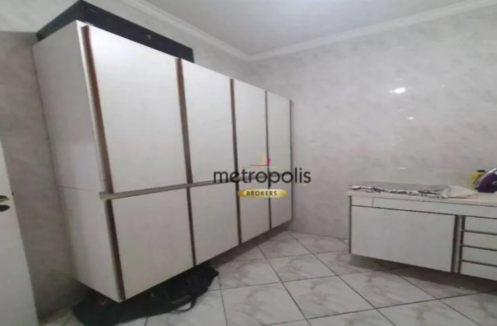 Sobrado, 3 quartos, 272 m² - Foto 1