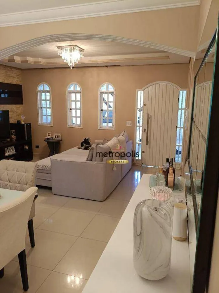 Sobrado, 3 quartos, 257 m² - Foto 2