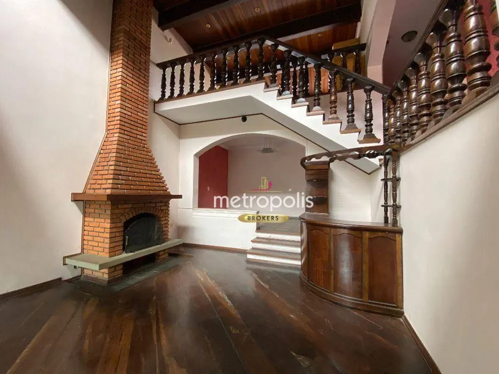 Sobrado, 3 quartos, 251 m² - Foto 1