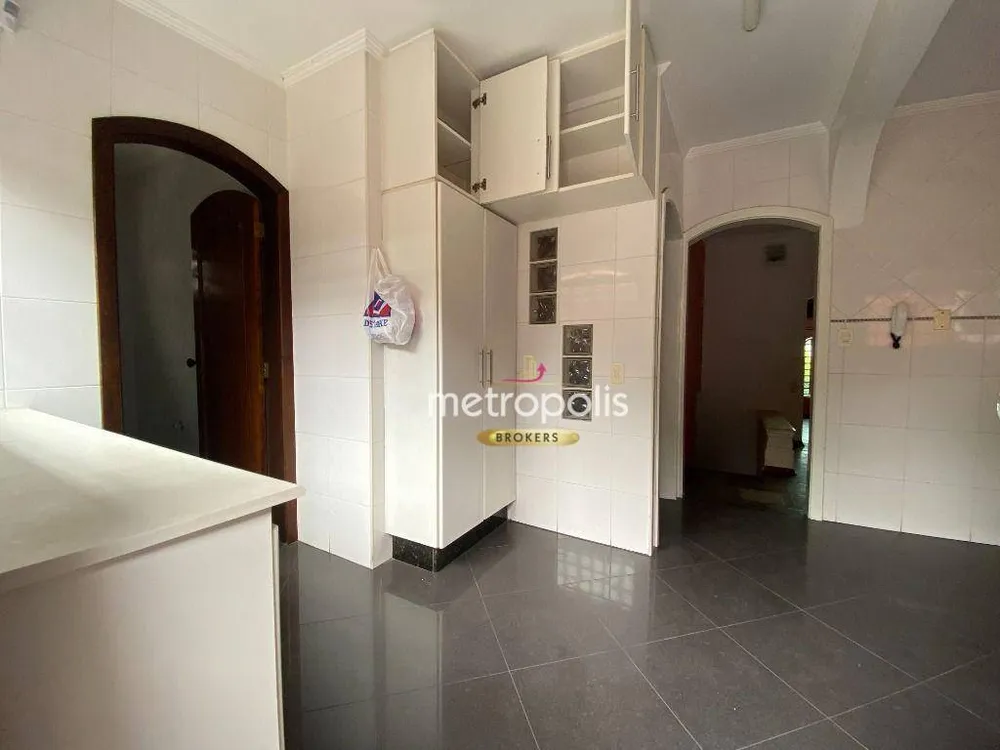Sobrado, 3 quartos, 251 m² - Foto 2
