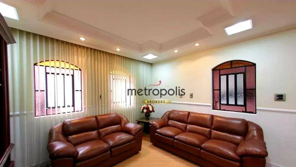 Sobrado, 3 quartos, 238 m² - Foto 1