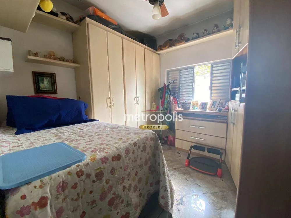 Casa, 3 quartos, 241 m² - Foto 1