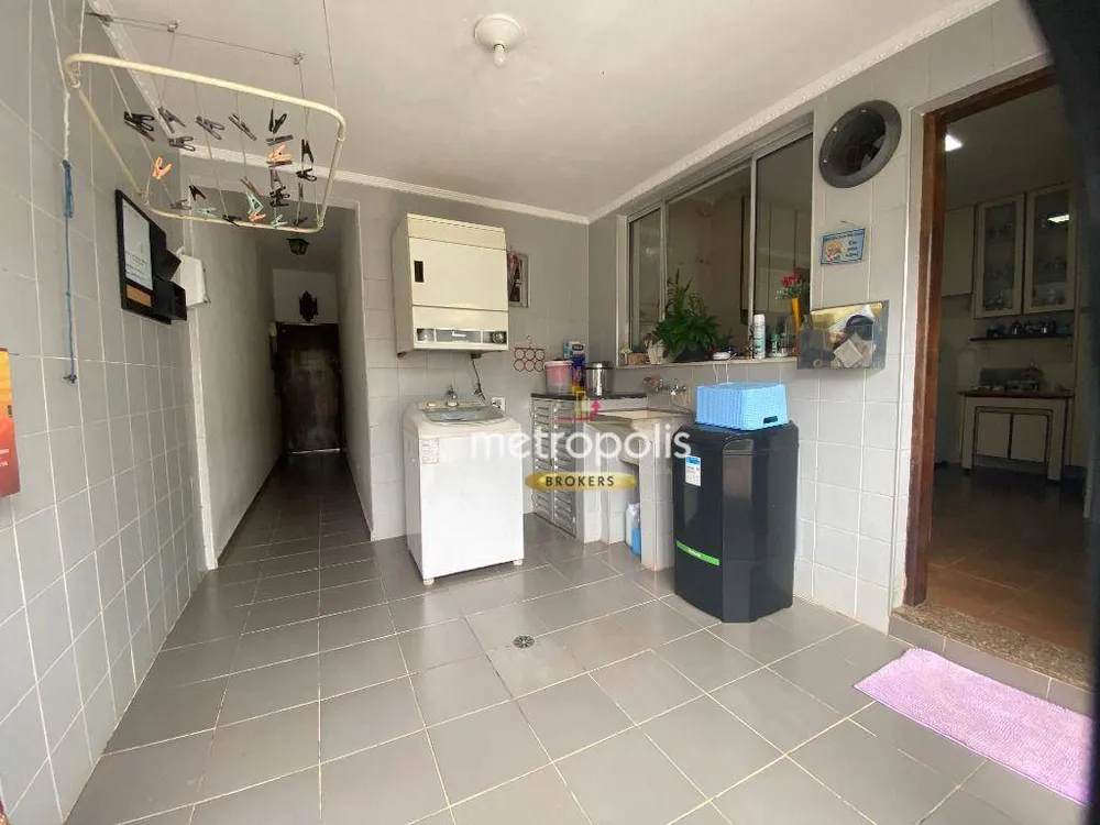 Casa, 3 quartos, 241 m² - Foto 4