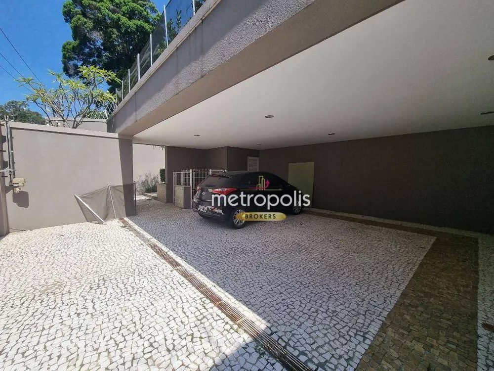 Sobrado à venda com 4 quartos, 687m² - Foto 2