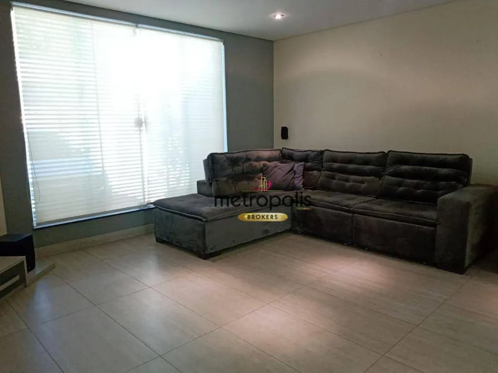 Sobrado, 3 quartos, 302 m² - Foto 2