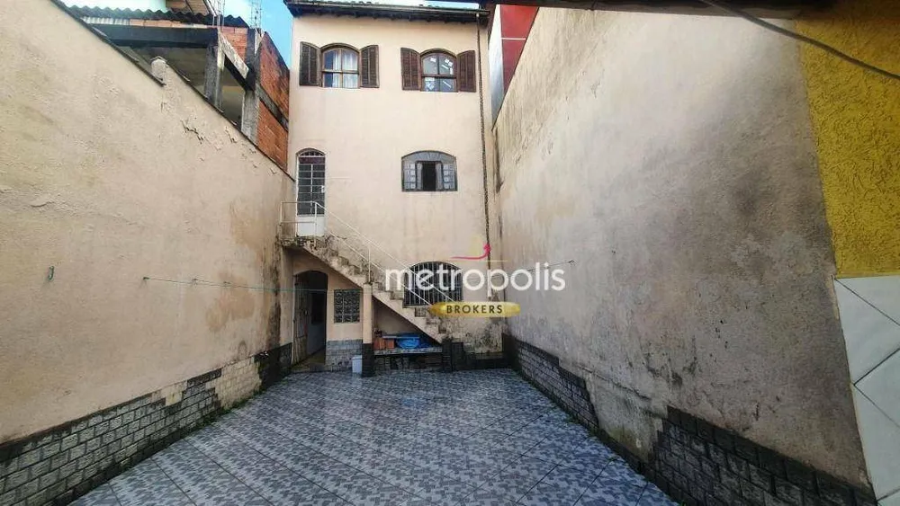 Sobrado, 4 quartos, 204 m² - Foto 1