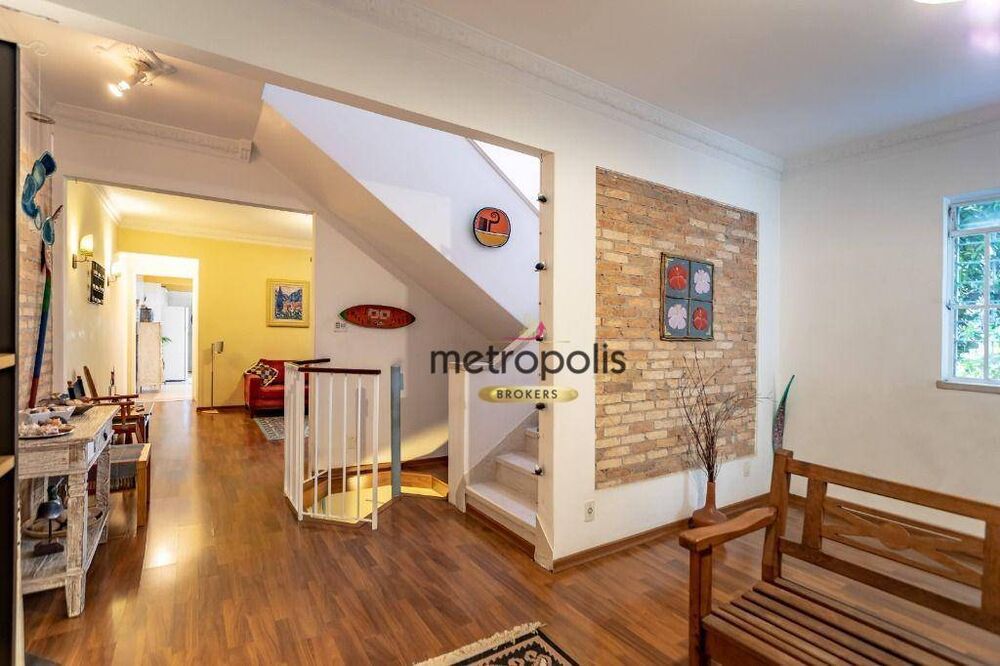 Sobrado à venda com 3 quartos, 310m² - Foto 2