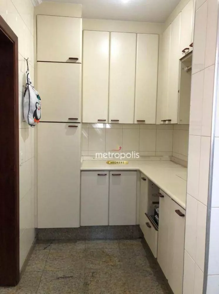 Apartamento à venda com 4 quartos, 228m² - Foto 10