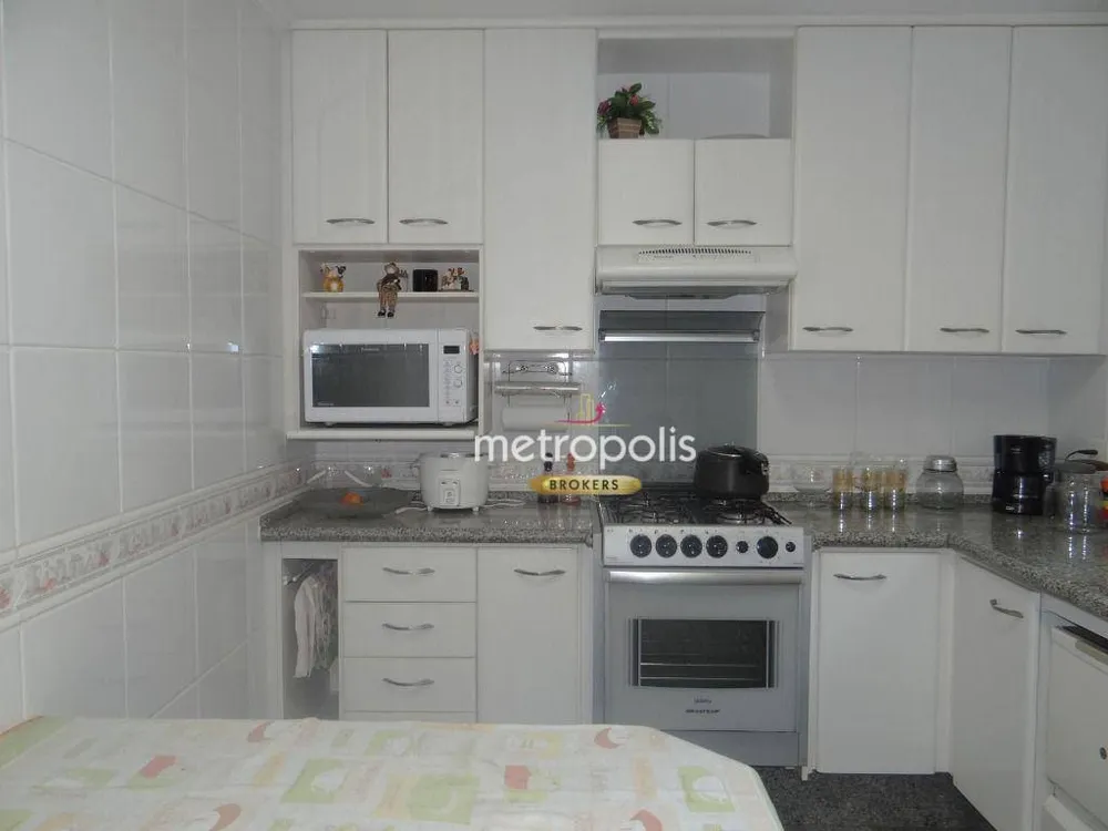 Sobrado, 4 quartos, 256 m² - Foto 2