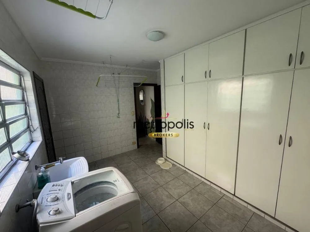 Sobrado, 3 quartos, 386 m² - Foto 1