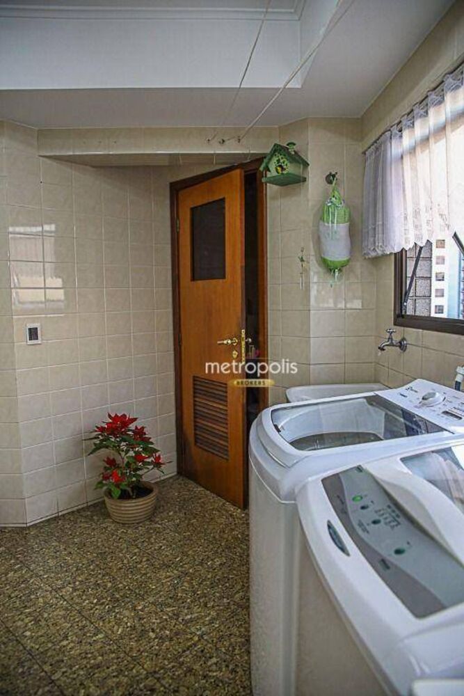 Apartamento à venda e aluguel com 3 quartos, 207m² - Foto 3