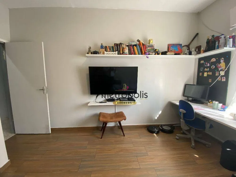 Casa, 4 quartos, 350 m² - Foto 2