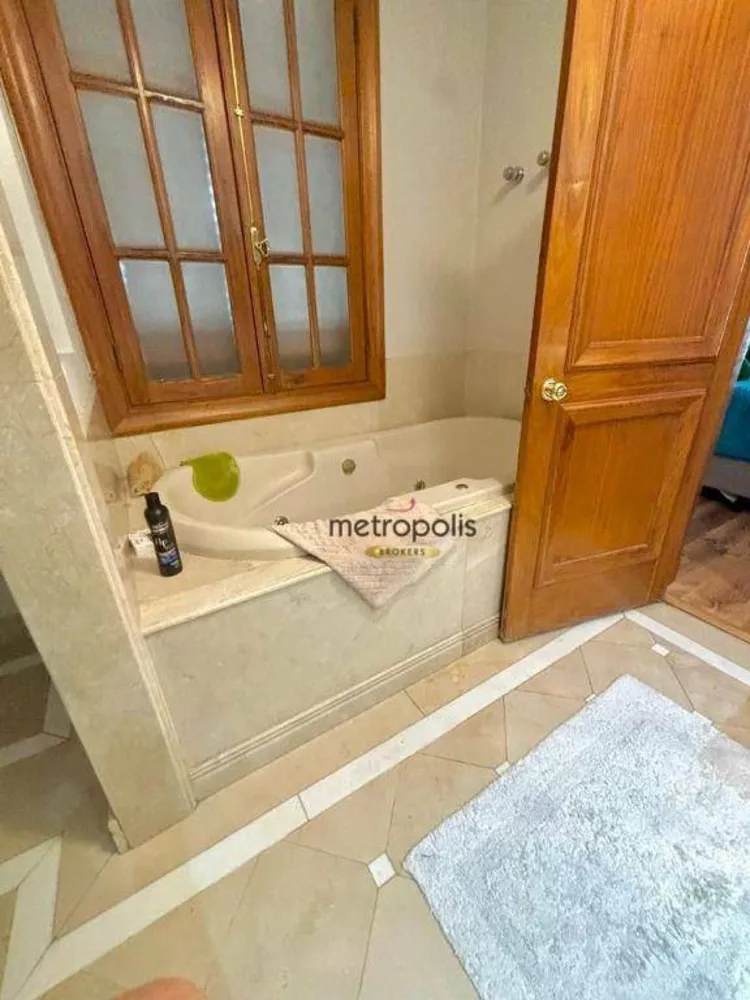 Sobrado, 4 quartos, 600 m² - Foto 1