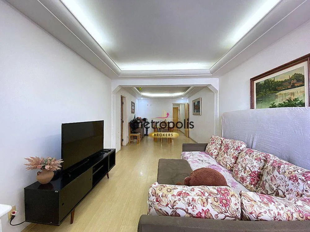 Apartamento, 3 quartos, 127 m² - Foto 1