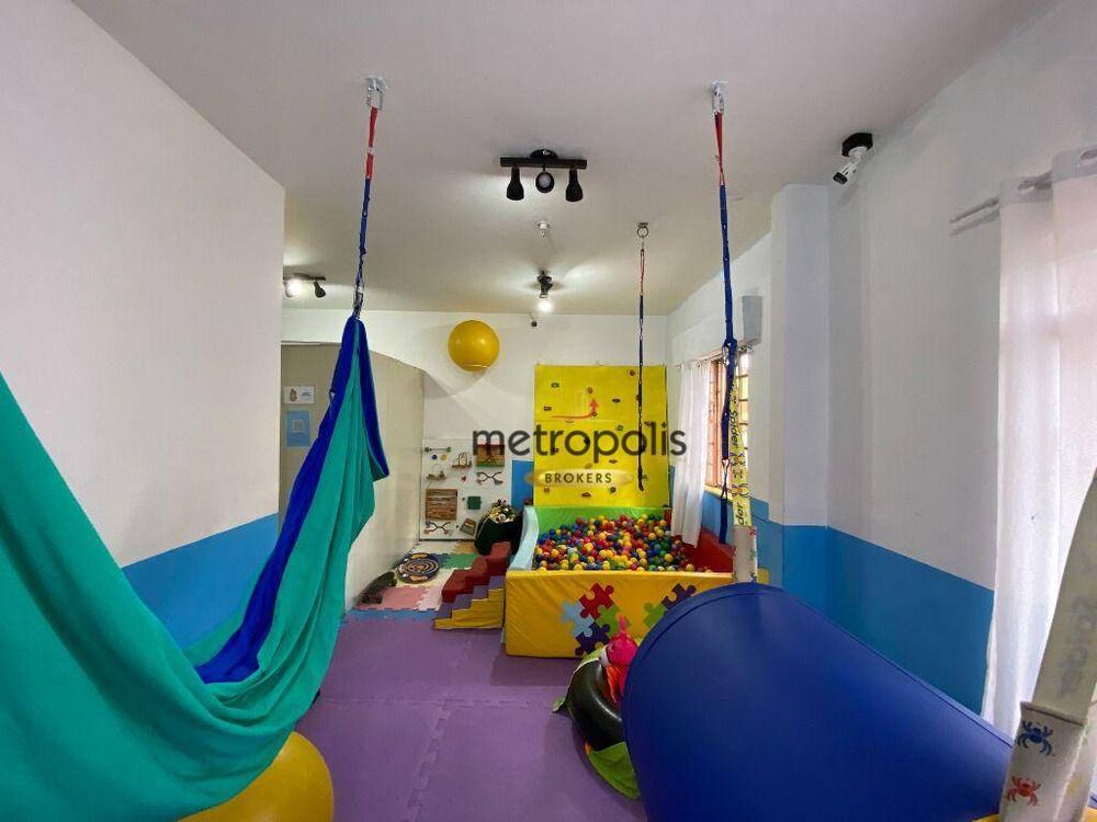 Casa, 4 quartos, 134 m² - Foto 1