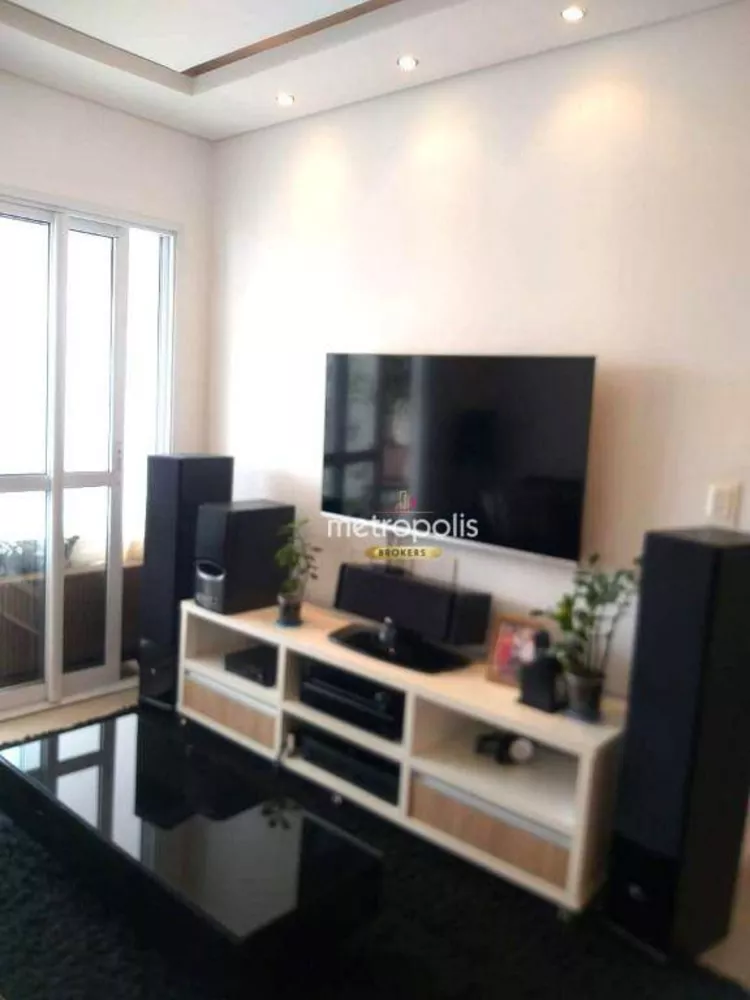 Apartamento à venda com 2 quartos, 70m² - Foto 1