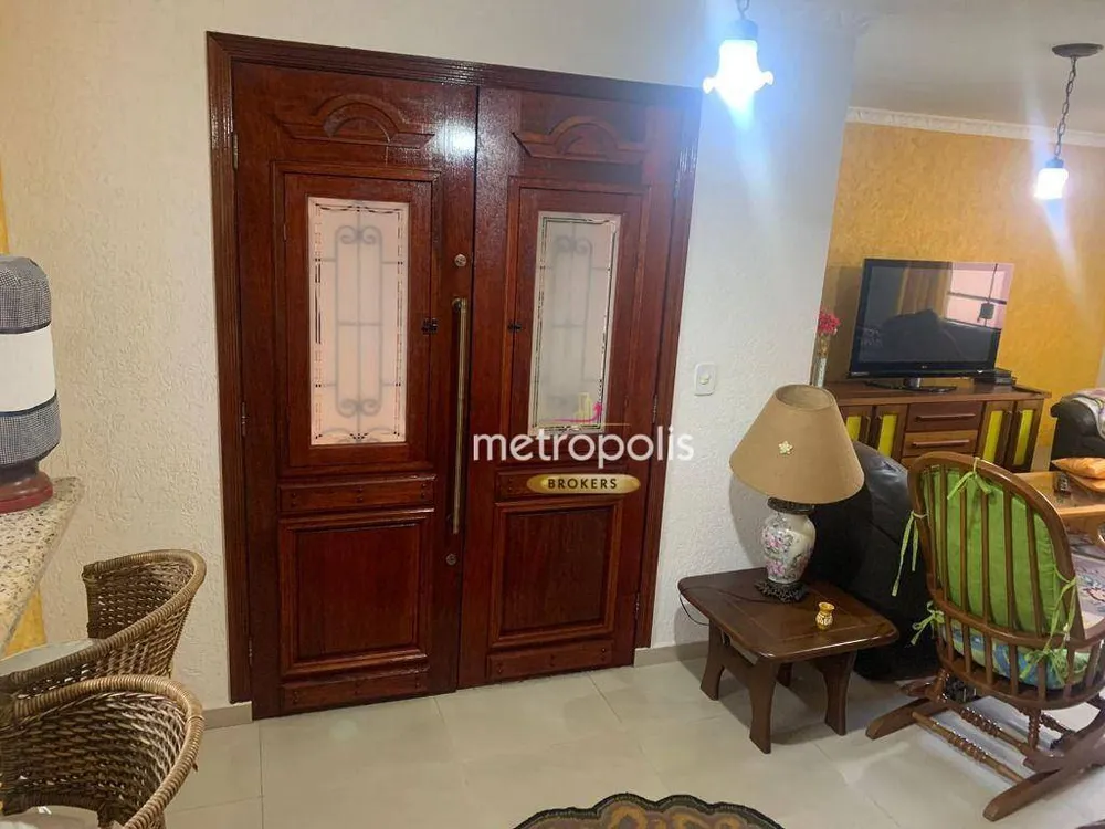 Sobrado, 3 quartos, 252 m² - Foto 1